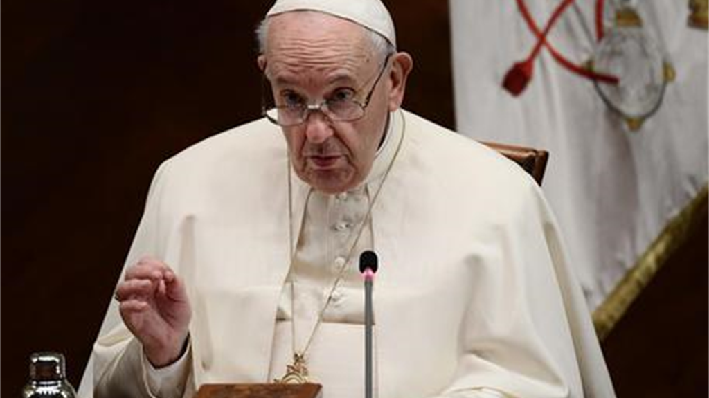Papa 'La vita sulla terra è minacciata, serve responsabilità'