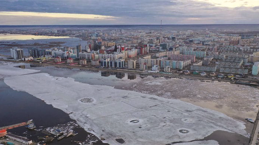 Permafrost sempre più vulnerabile, la Siberia lancia l’allarme al mondo