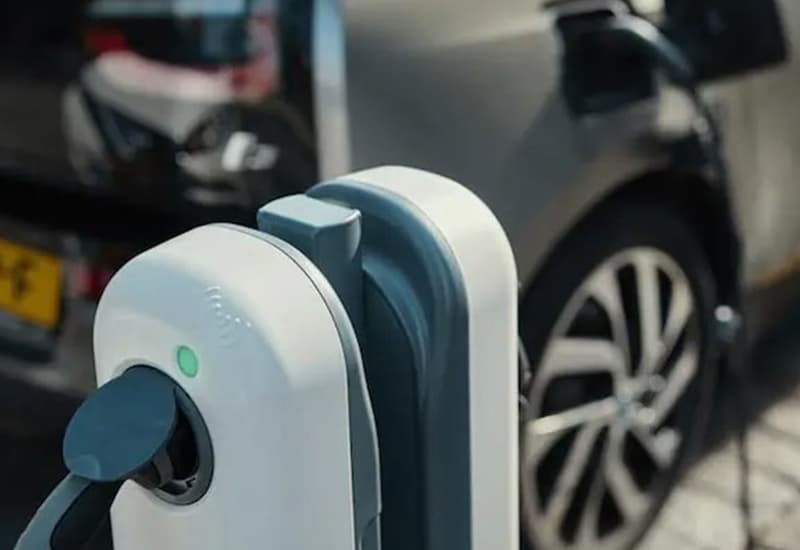 Auto elettriche, la Svizzera studia limiti in caso di crisi energetica