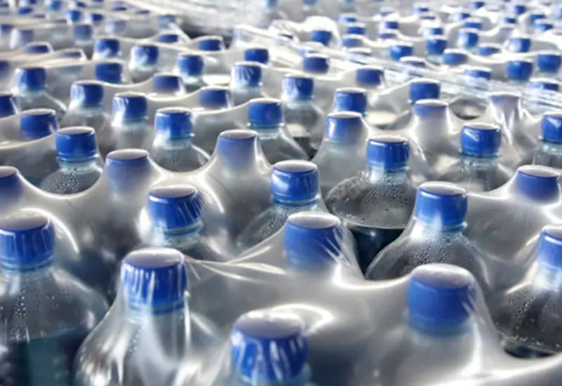 I rifiuti di imballaggio in plastica continuano a crescere più del riciclo